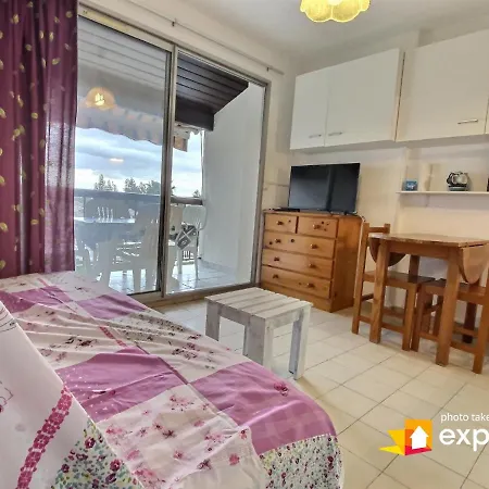 4 Couchages Piscine , , Vue Canigou *