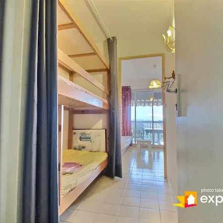 4 Couchages Piscine , , Vue Canigou Apartment